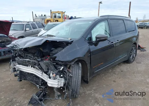 2024 Chrysler Pacifica Touring L из США, поврежденный, VIN 2C4RC1BGXRR102455